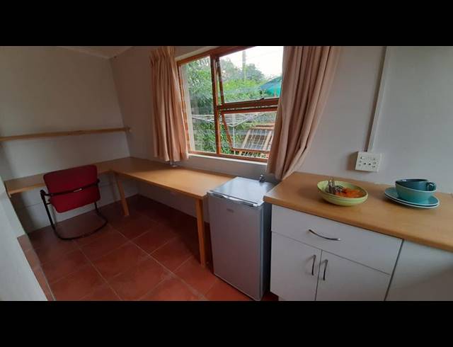 1 BEDROOM PROPERTY TO RENT IN WEST HILL